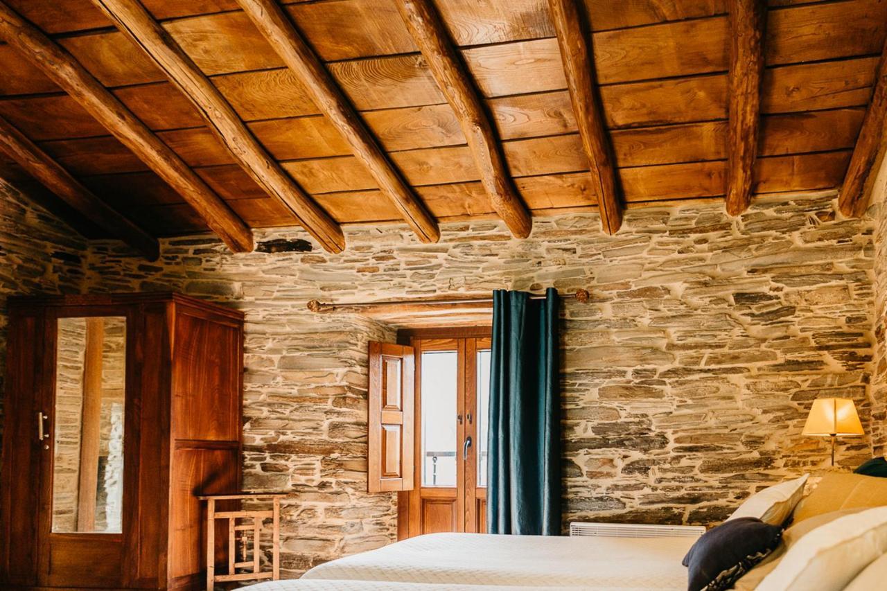 サモス Casas De Outeiroゲストハウス エクステリア 写真